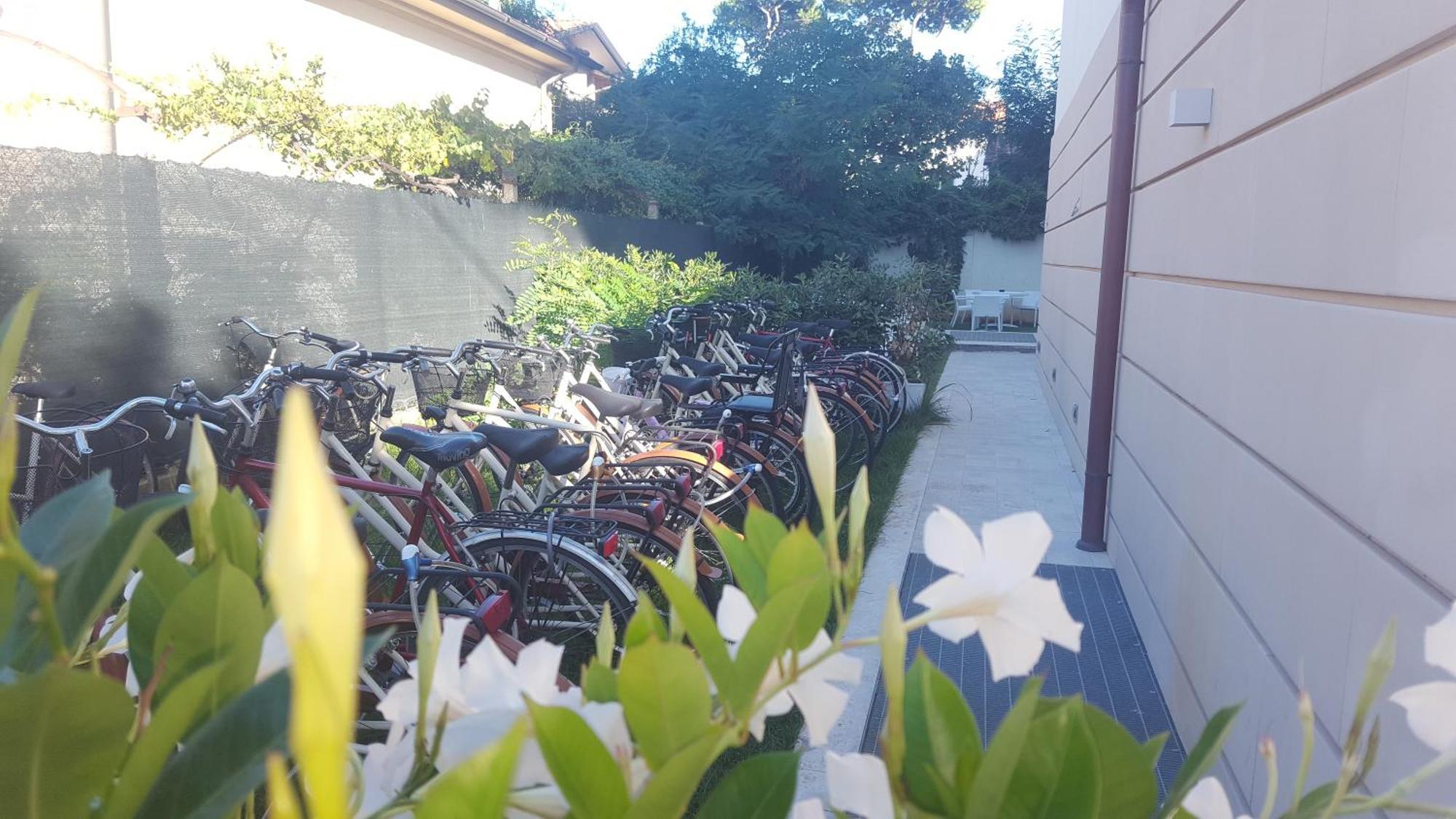 Hotel Villa Barsanti Pietrasanta Kültér fotó