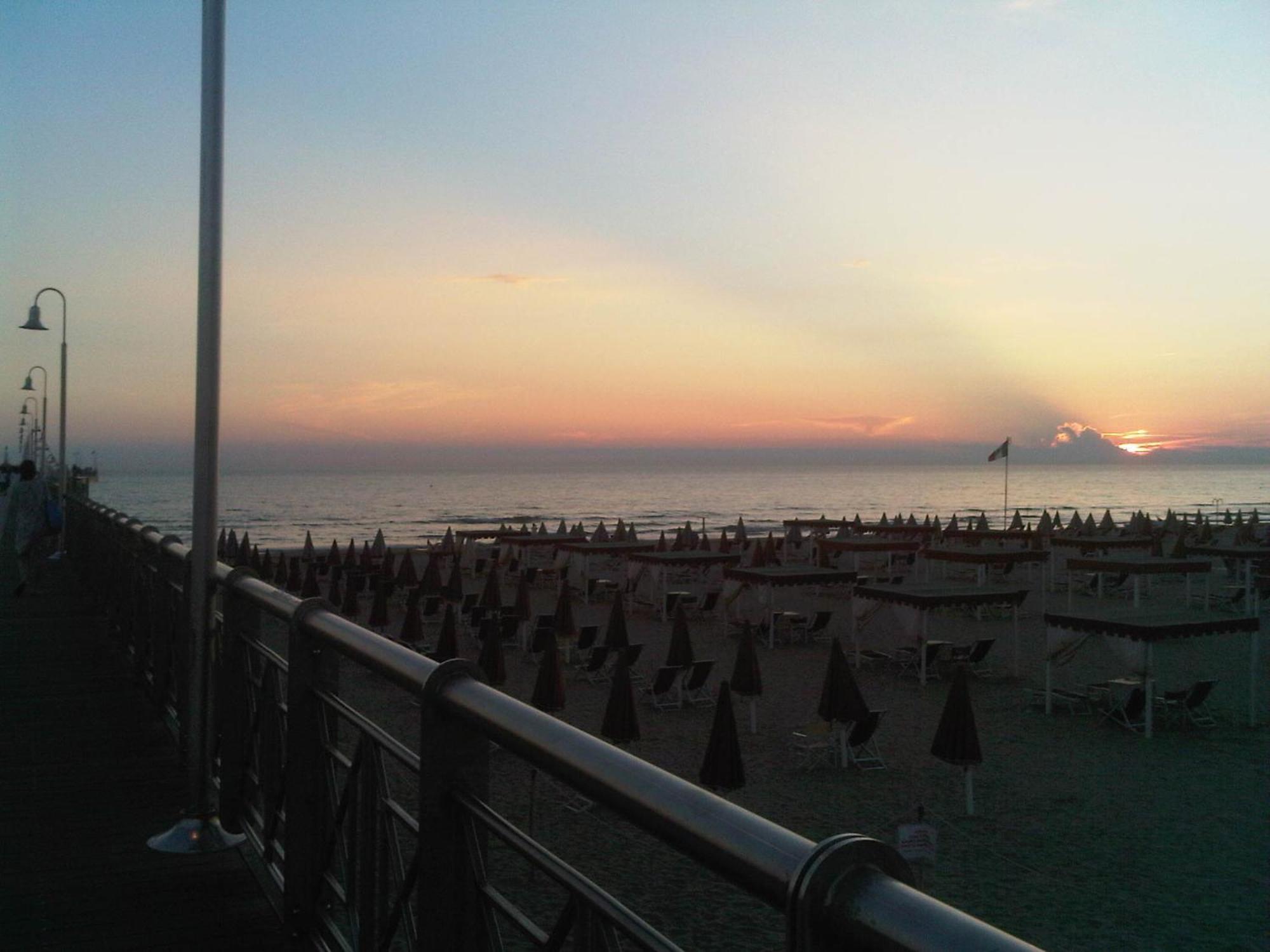 Hotel Villa Barsanti Pietrasanta Kültér fotó